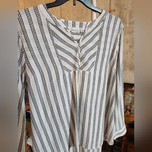 Womens plus size top